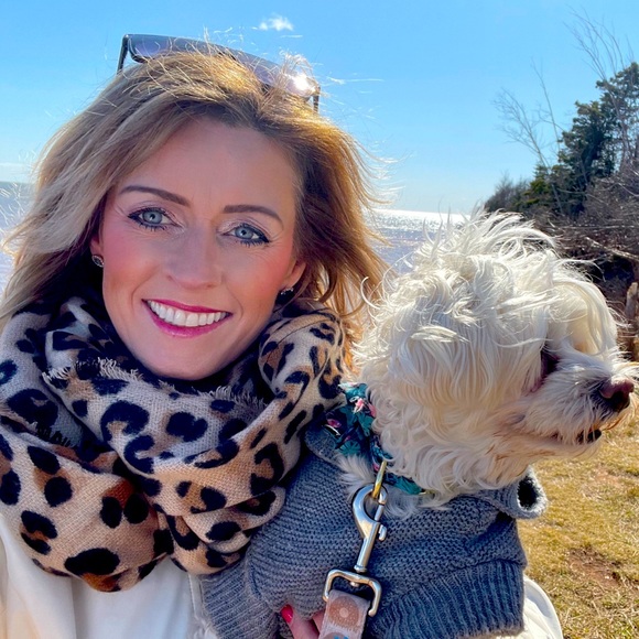 Meet your Posher, Pam - Picture 1 of 1